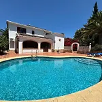 Villa Algarrobo *